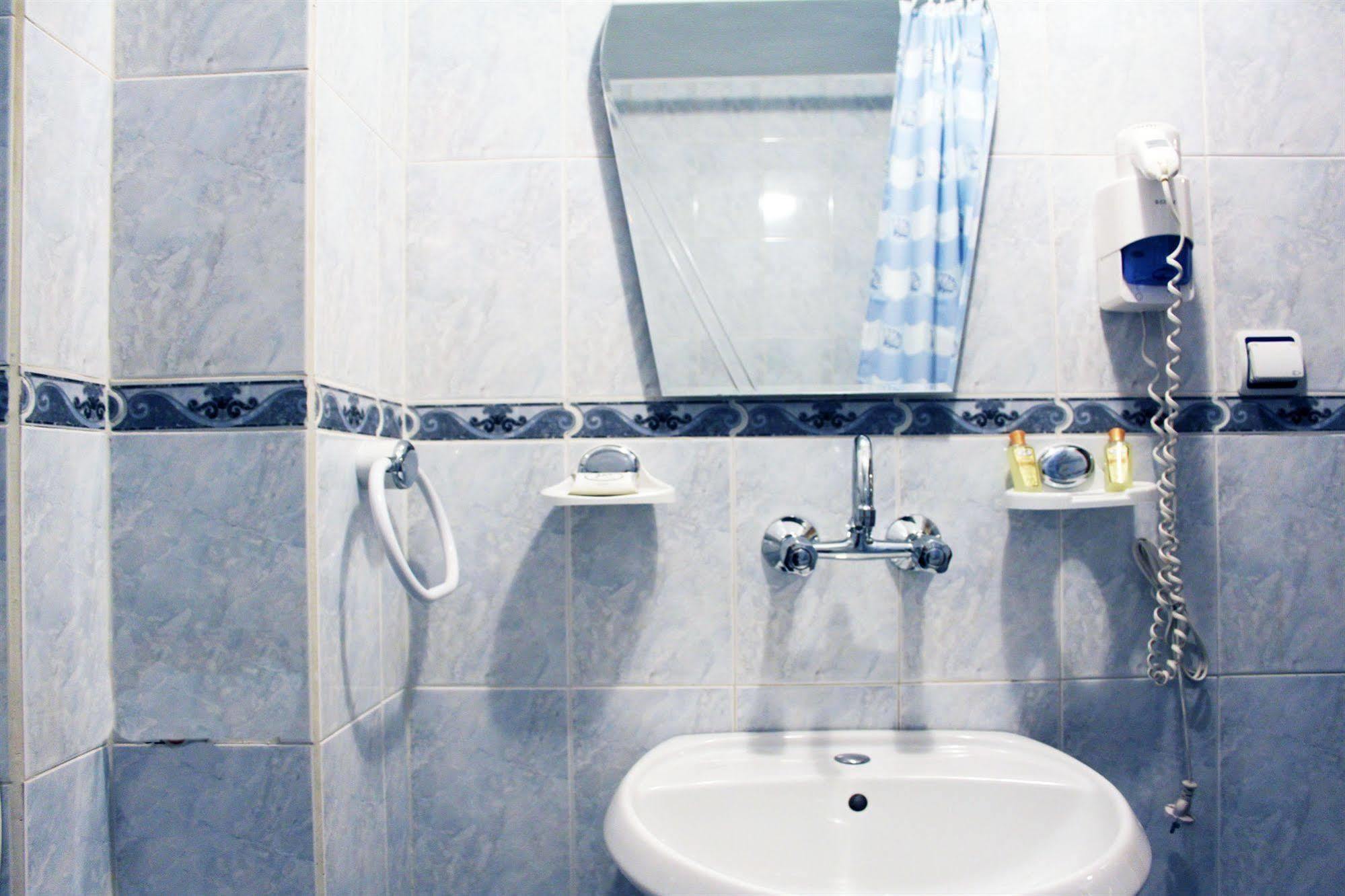 Antik Hotel Várna Kültér fotó