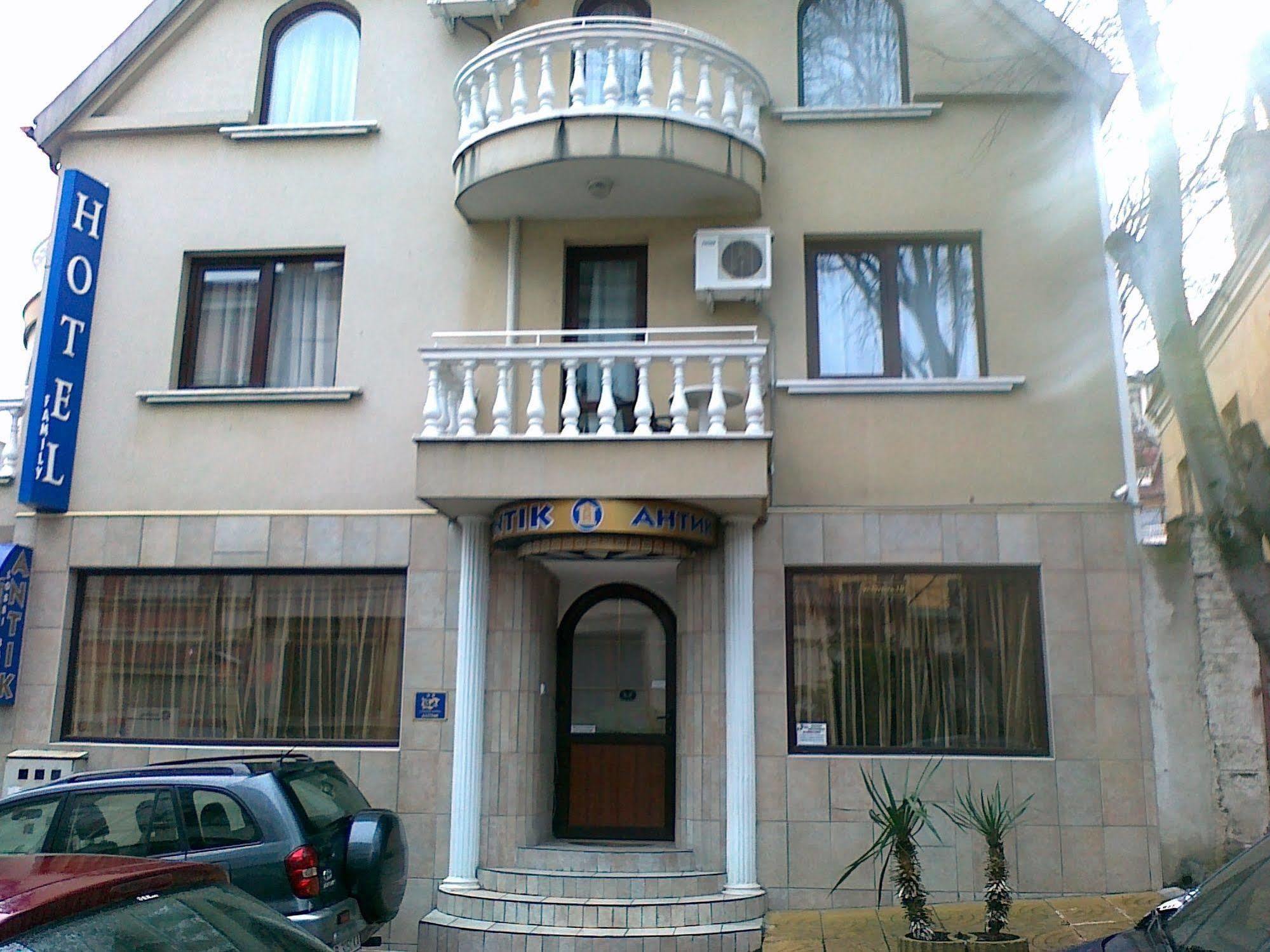 Antik Hotel Várna Kültér fotó
