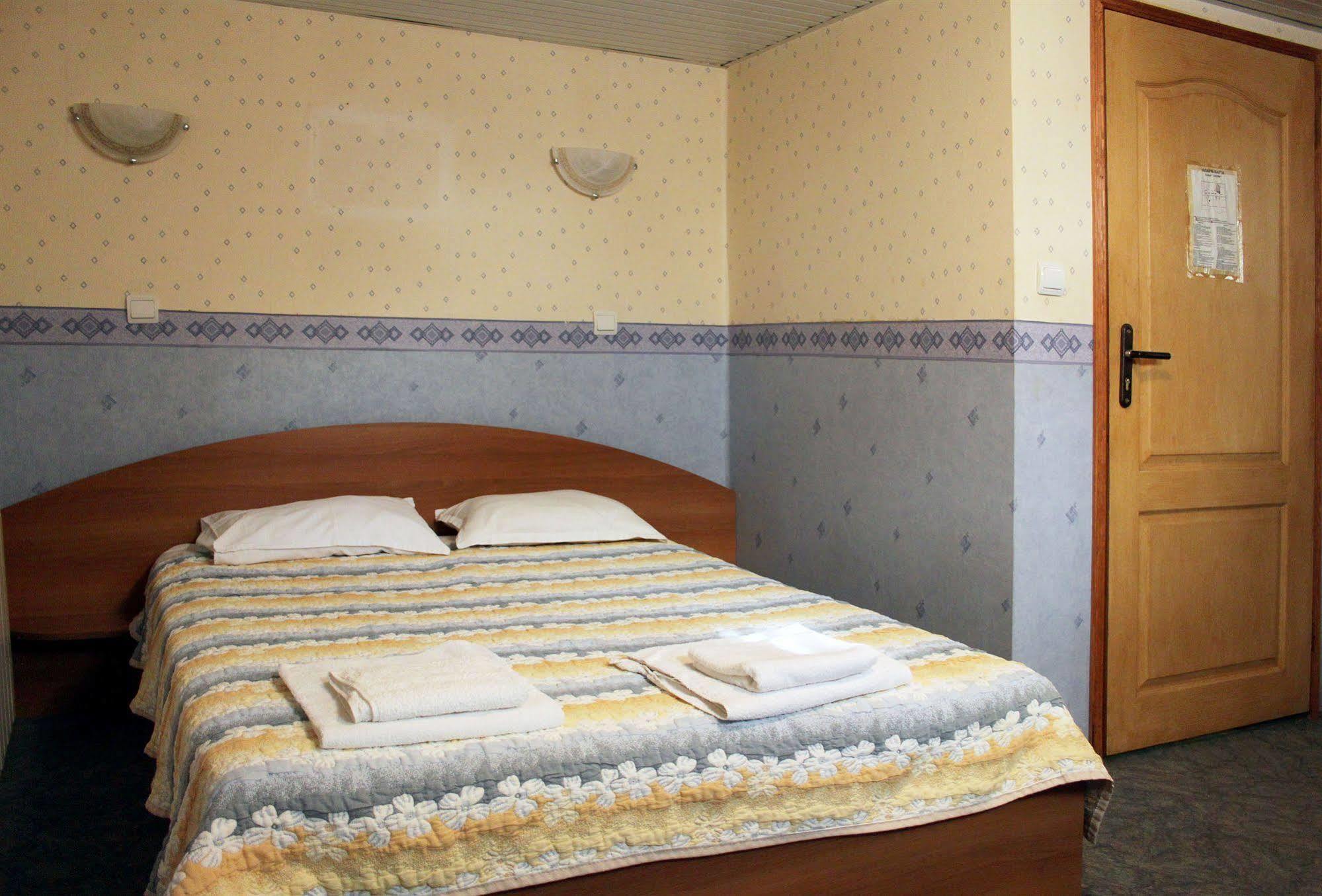 Antik Hotel Várna Kültér fotó